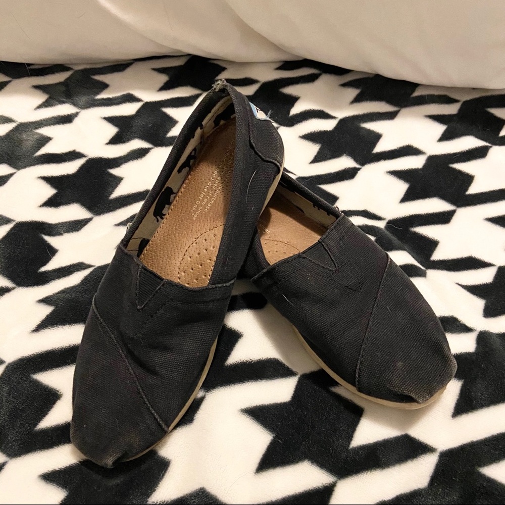 Toms Canvas Slip On